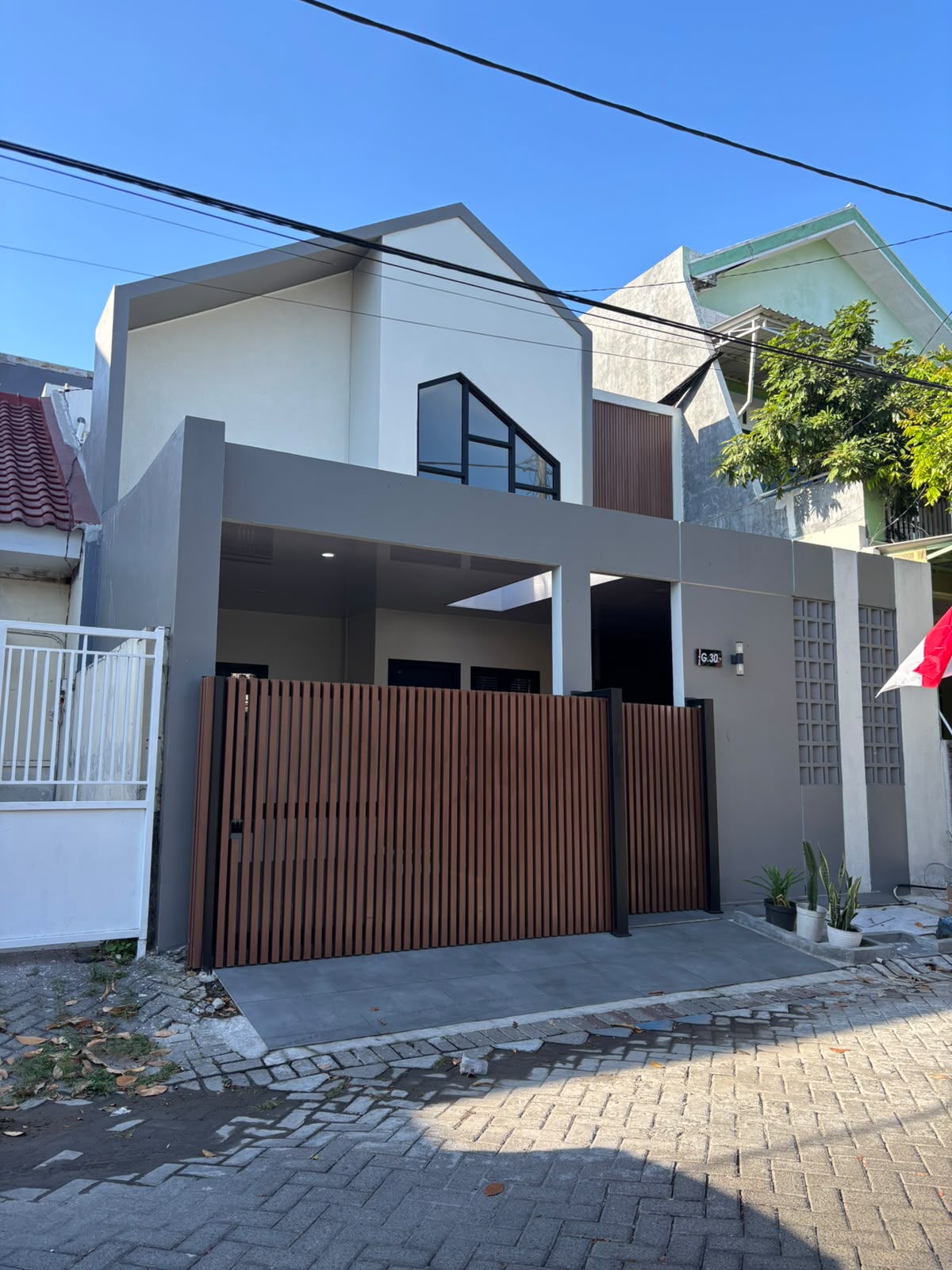 Rumah Pak Nuris — Pelaksanaan Interior 2