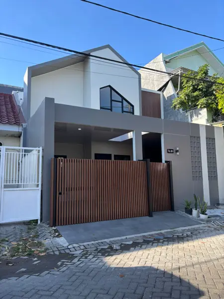 Rumah Pak Nuris, proyek AK Studio di Surabaya