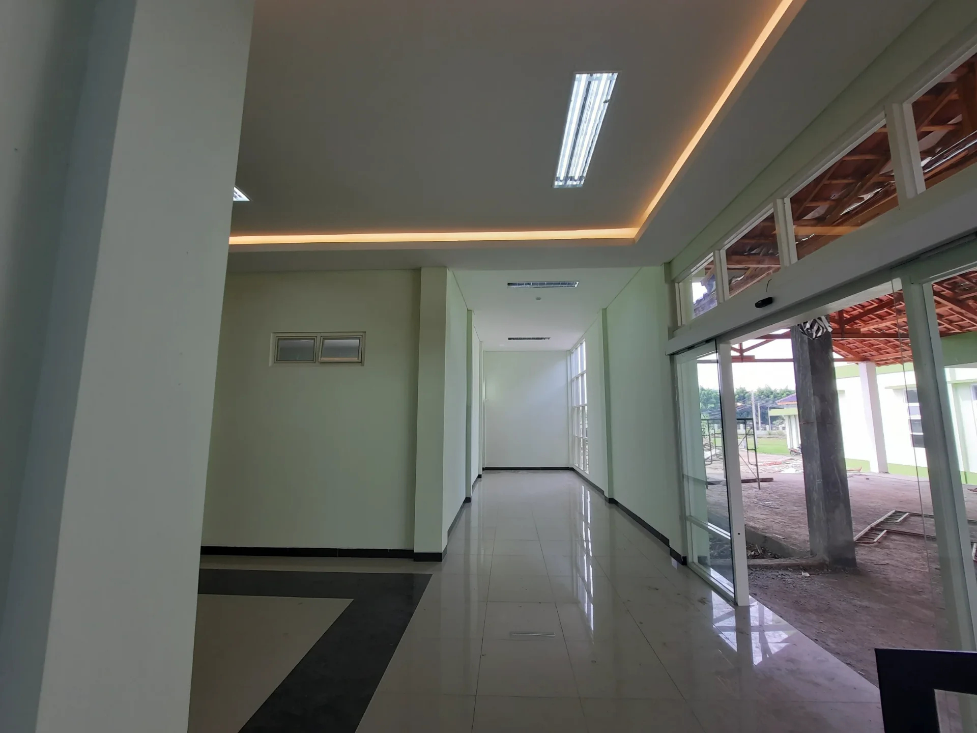 RS. Dolopo Madiun — Pelaksanaan Interior 2
