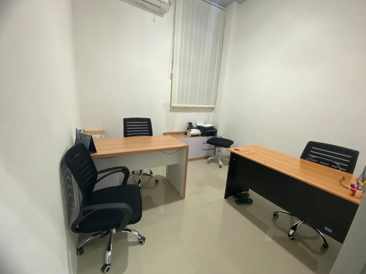 Gedung PLN MAMUJU — Pelaksanaan Interior 11