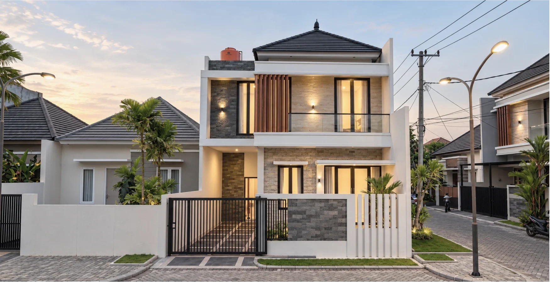 Rumah Bpk Aris (Surabaya) — Desain Bangunan 1